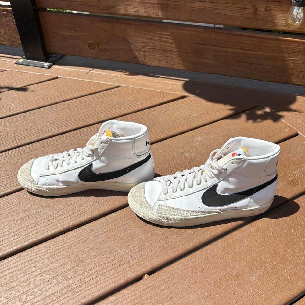 Nike Blazer Mid 77 Vintage Womens 9.5 White Black Good Used Retro High Top